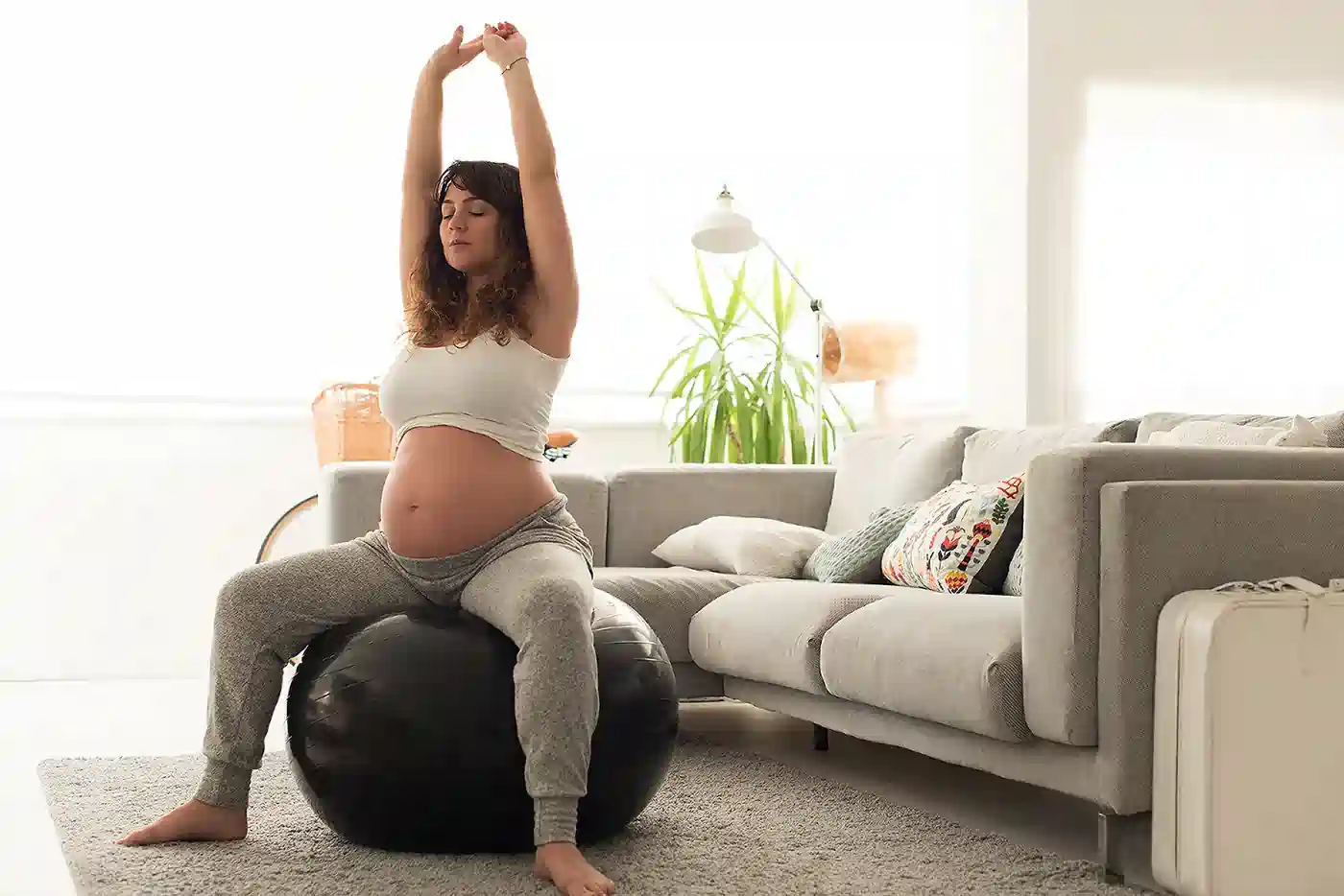 How to Support Your Core Safely During Pregnancy Dover